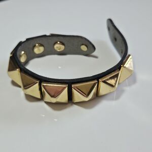Brown Leather Chunky Gold Tone Spiked Bracelet Adjustable 6.5-8"